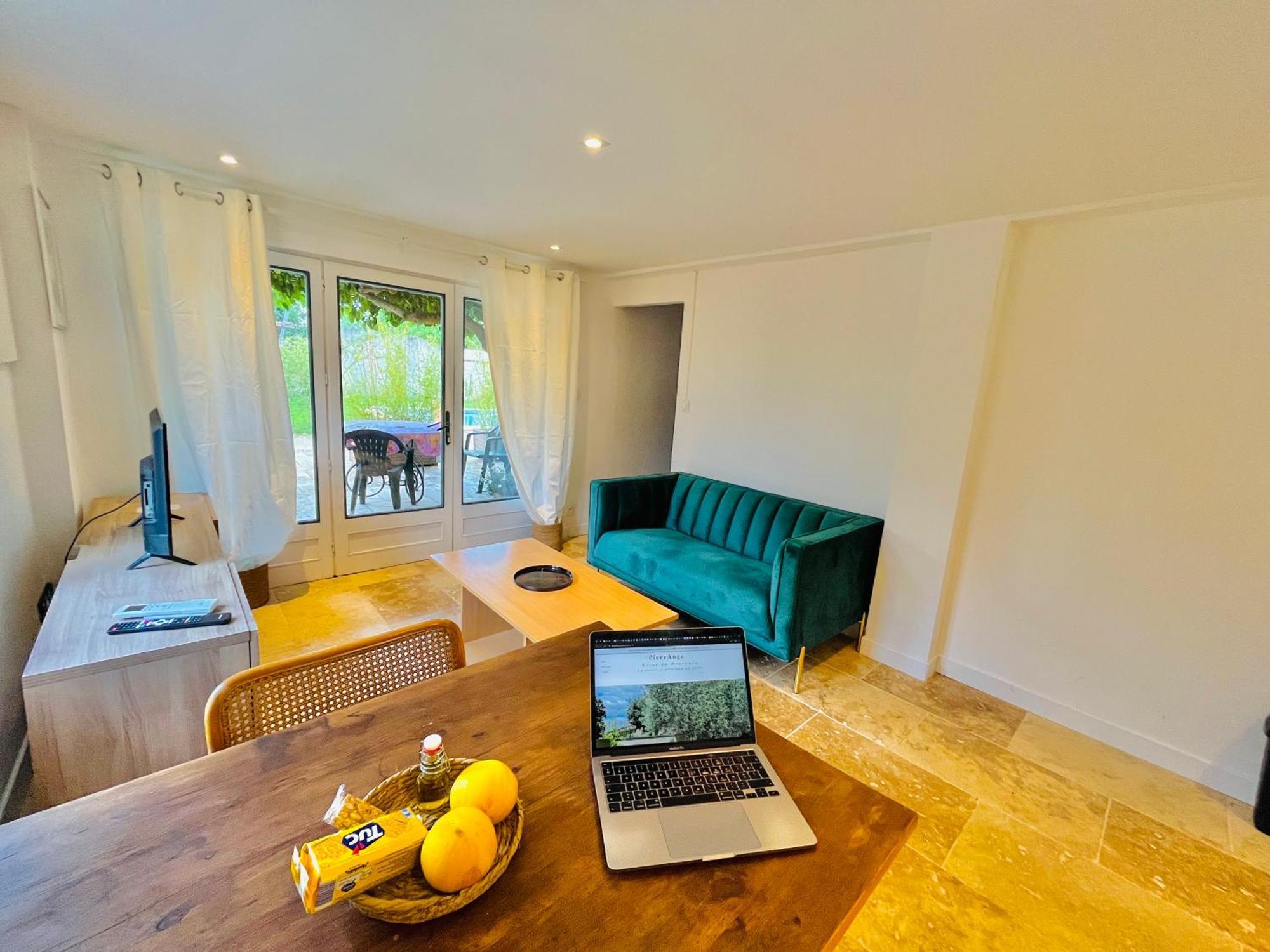 Pierrange Appartement Grillon Buitenkant foto